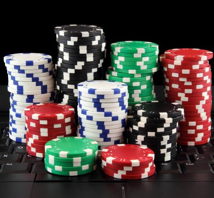 How Free Bonuses Can Help You Win Big at Online Casinos